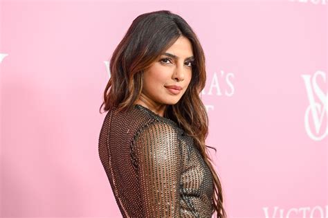 priyanka chopra naked|Priyanka Chopra Nude Photos & Videos